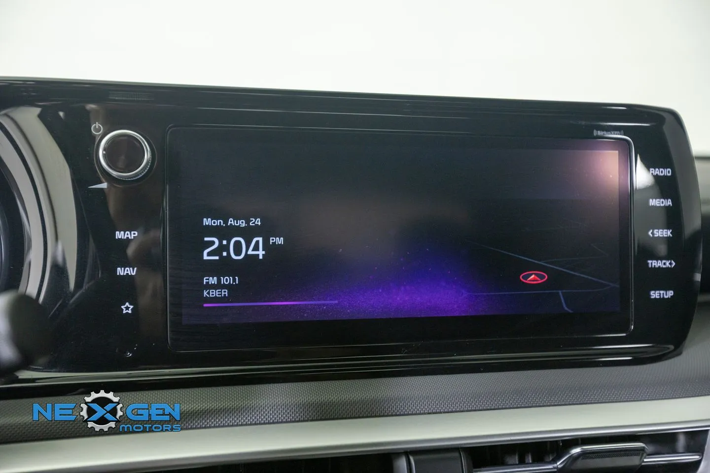 Kia K5 photo 18