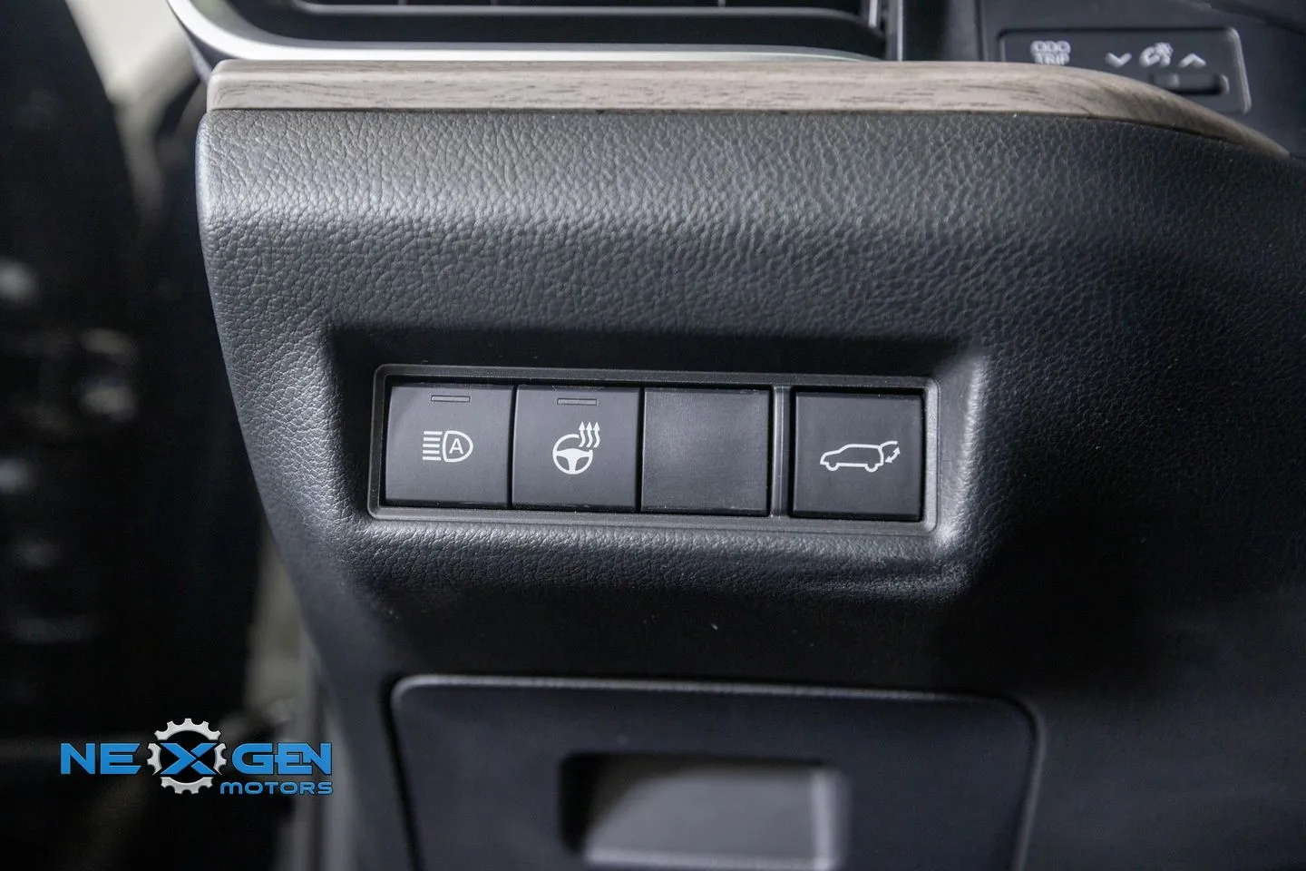 Toyota Grand Highlander photo 16