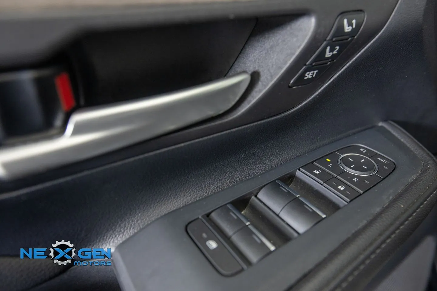 Toyota Grand Highlander photo 15