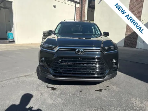 Photos of 2026 Toyota Grand Highlander Platinum for sale in Lindon, UT at NeXgen Motors