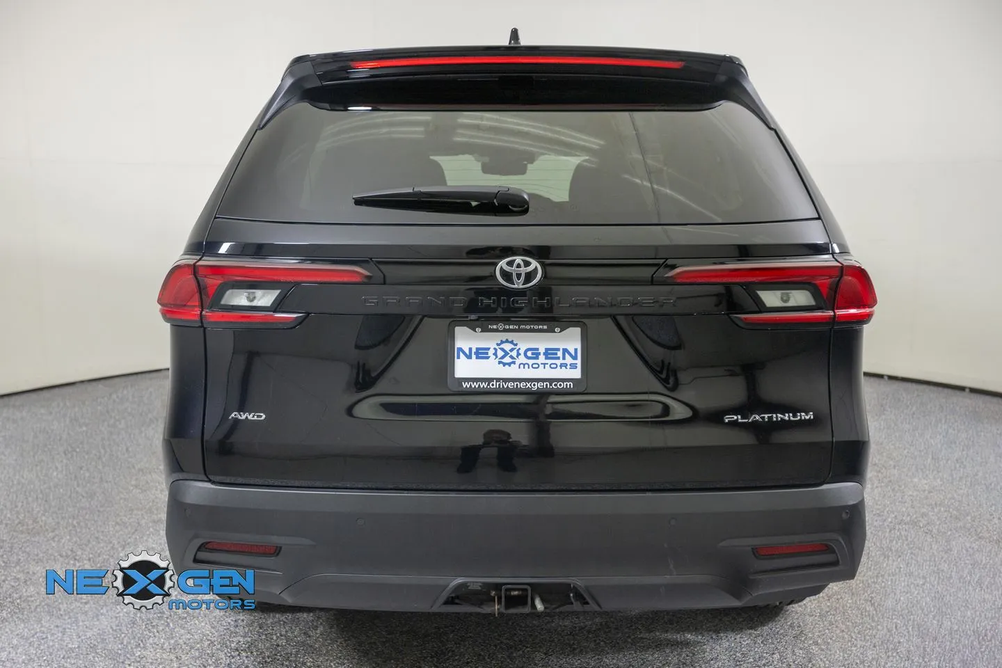 Toyota Grand Highlander photo 36