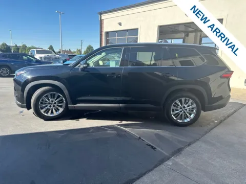 More photos of 2026 Toyota Grand Highlander Platinum at NeXgen Motors, UT
