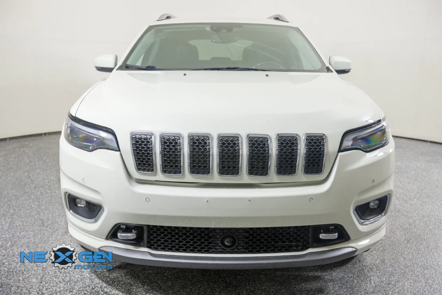 Jeep Cherokee photo 48