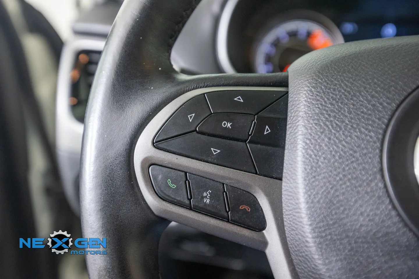 Jeep Cherokee photo 17