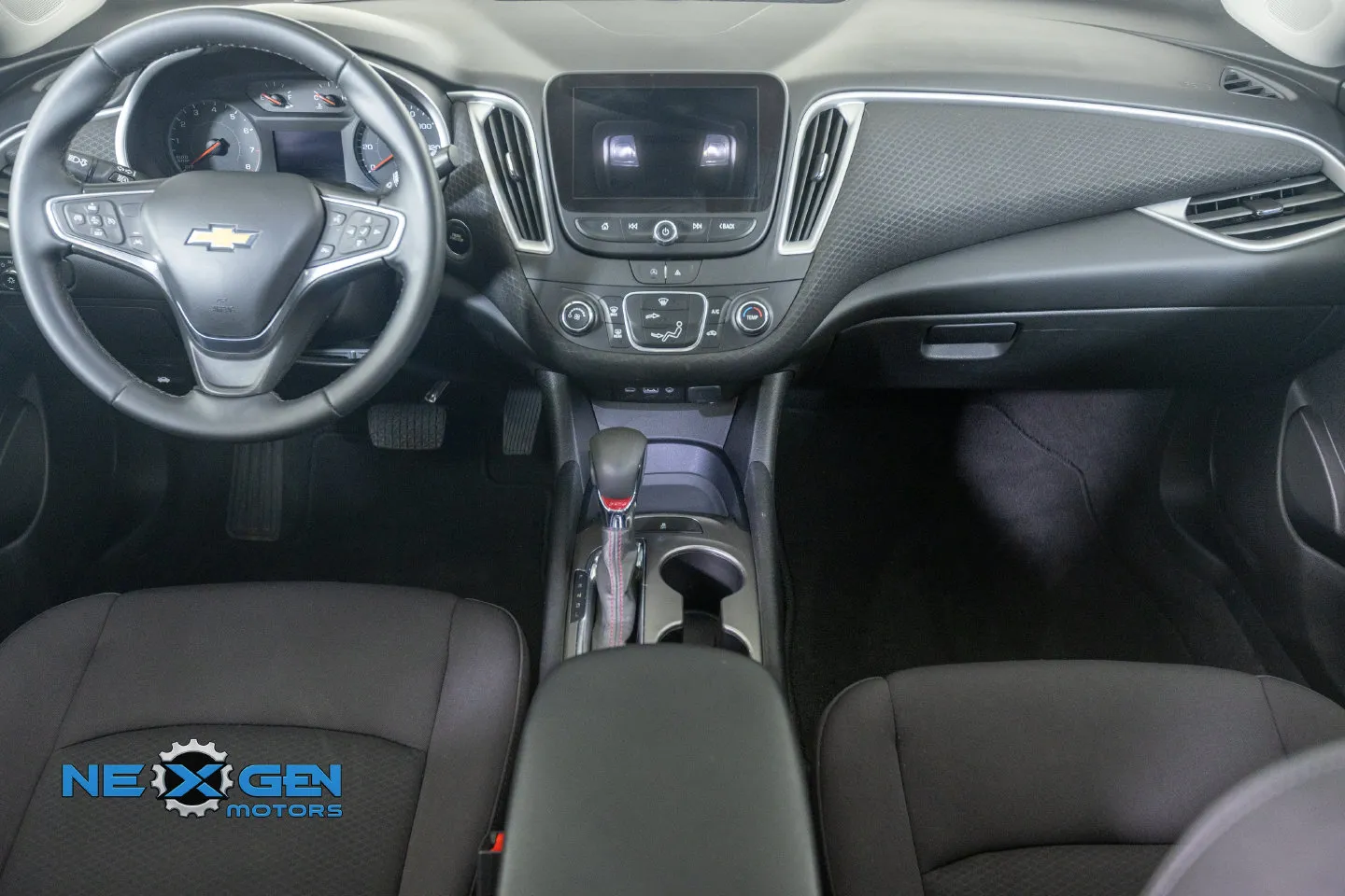 Chevrolet Malibu photo 4