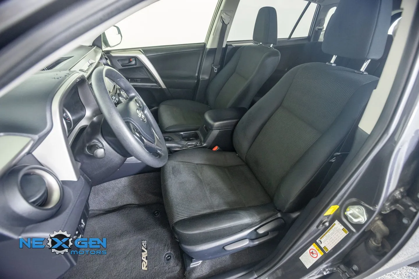 Toyota RAV4 photo 23