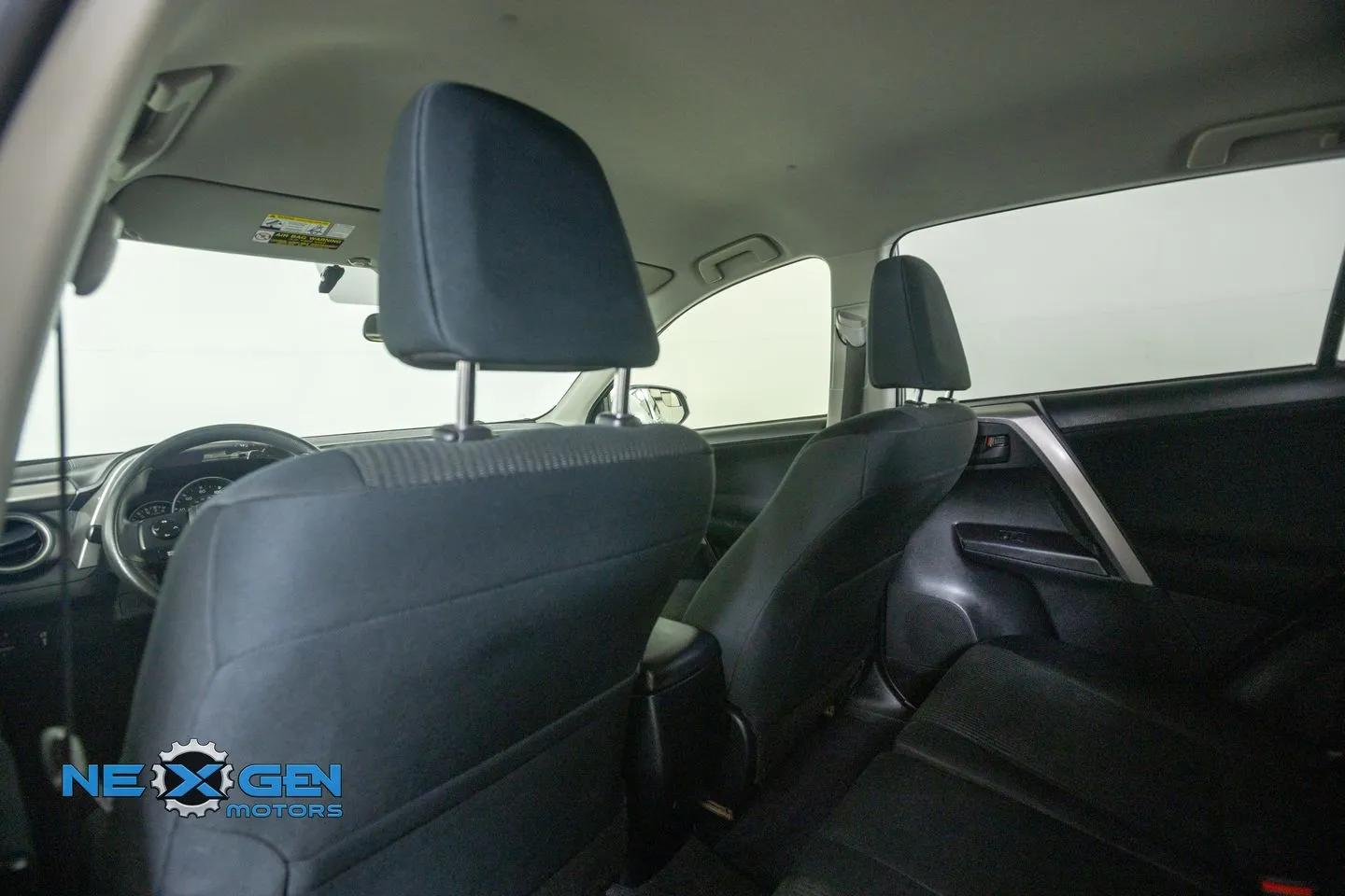 Toyota RAV4 photo 25