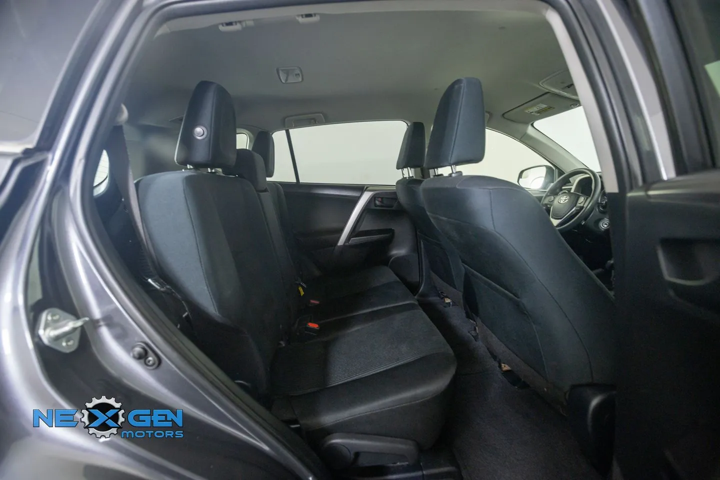 Toyota RAV4 photo 34