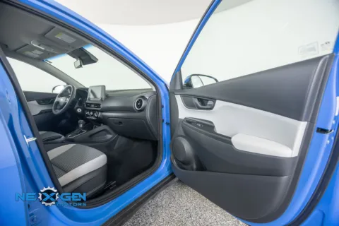 More photos of 2022 Hyundai Kona SE at NeXgen Motors, UT