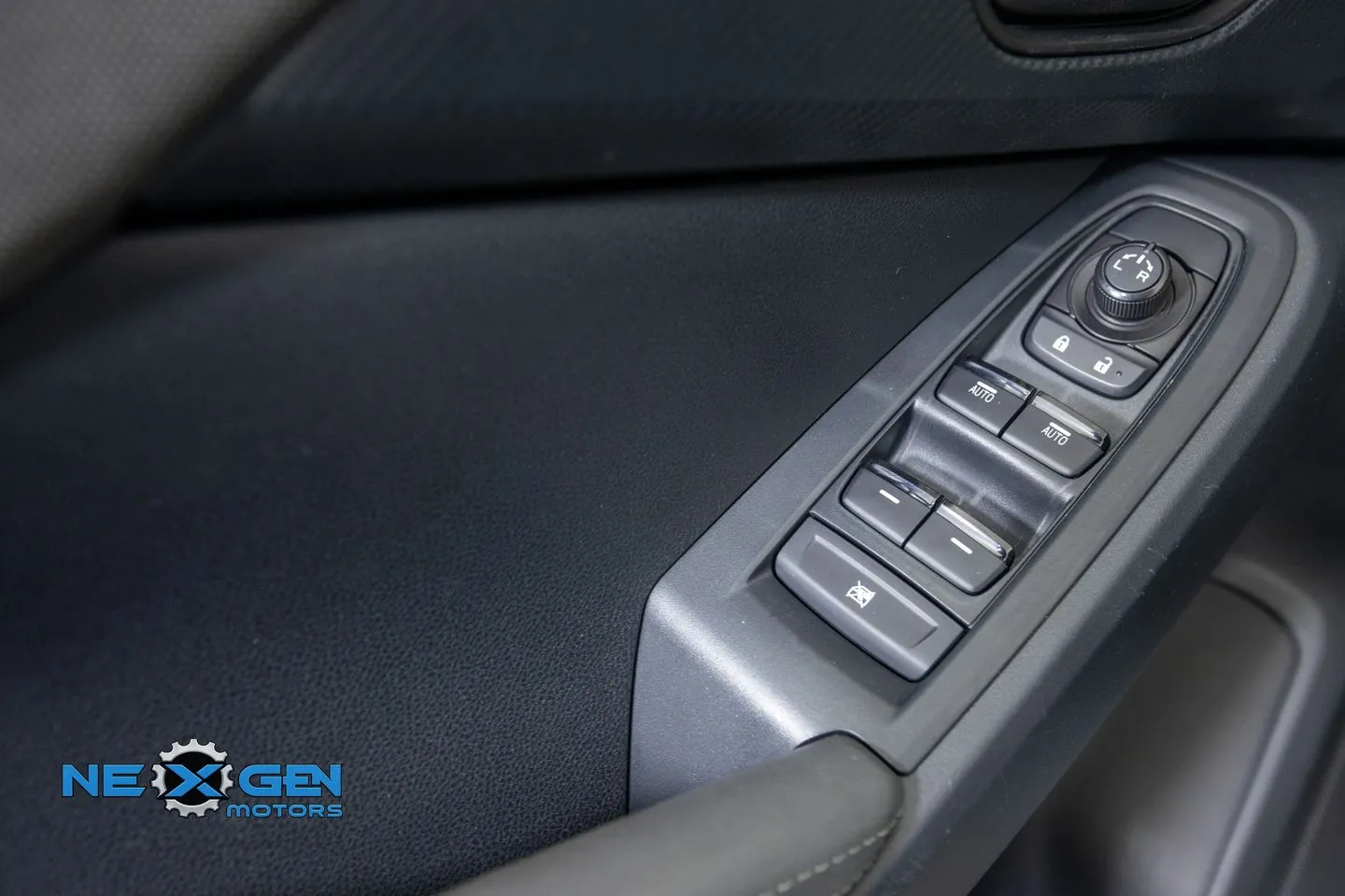 Subaru Crosstrek photo 14