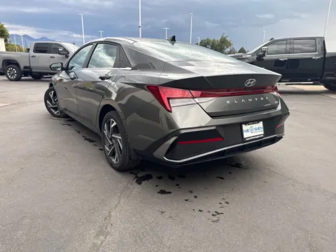 More photos of 2025 Hyundai Elantra Hybrid Limited at NeXgen Motors, UT