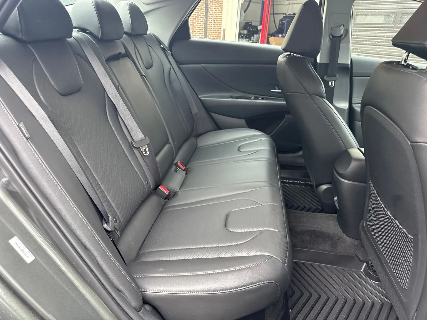 Hyundai Elantra photo 11