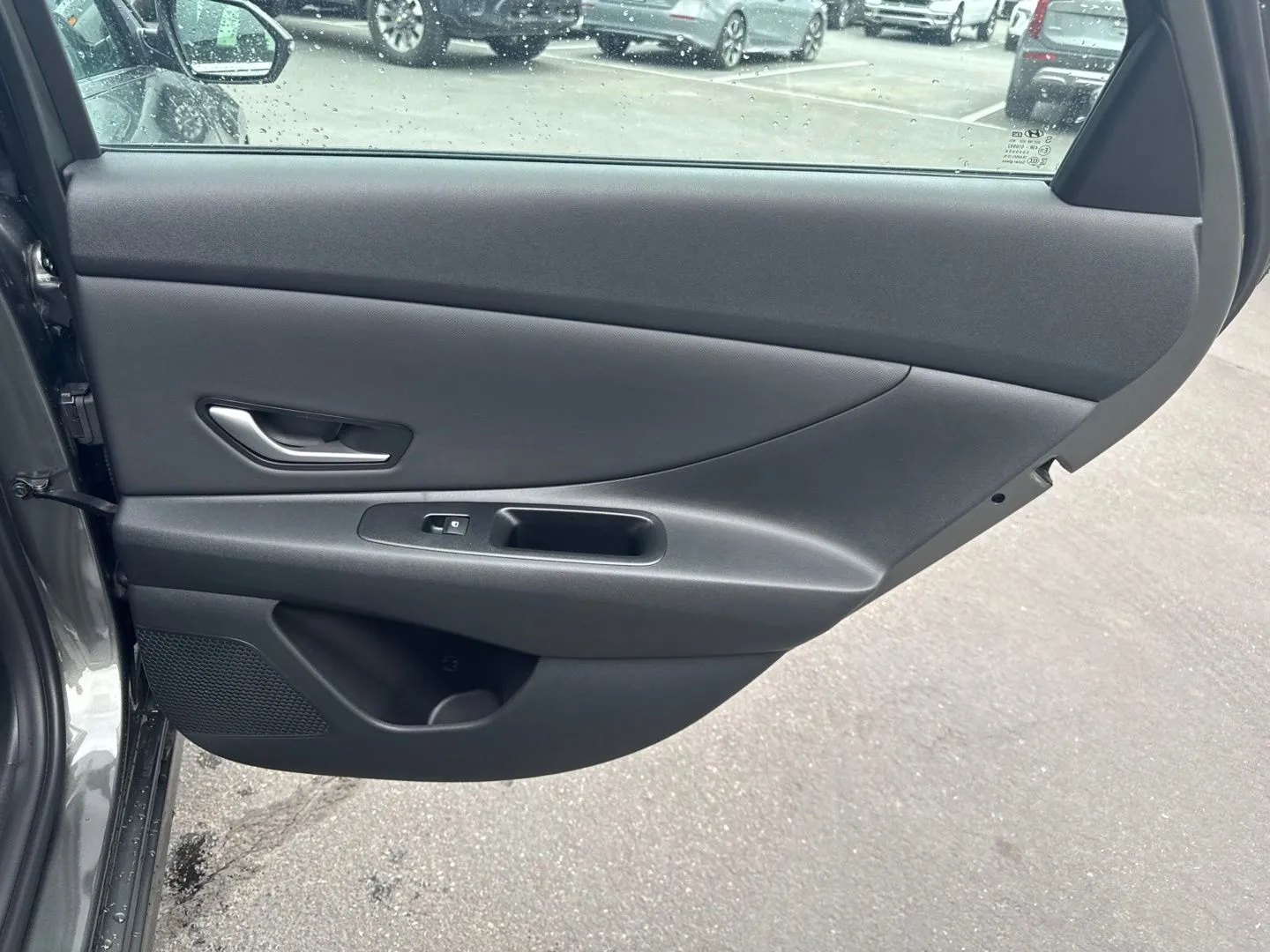 Hyundai Elantra photo 12