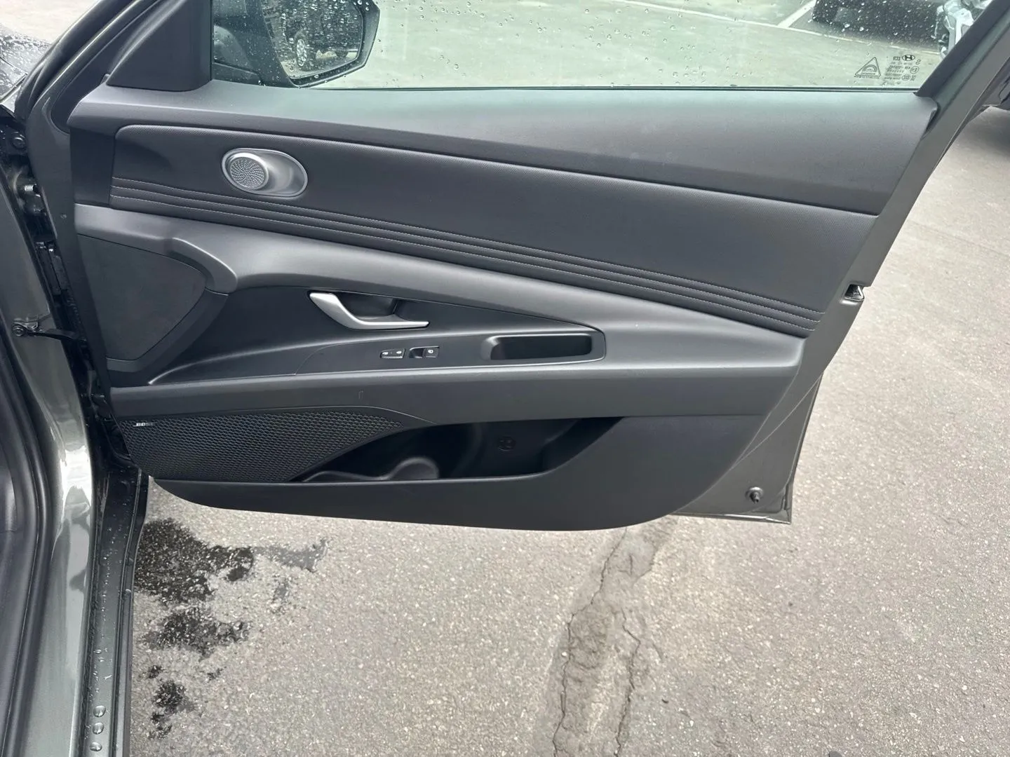 Hyundai Elantra photo 10