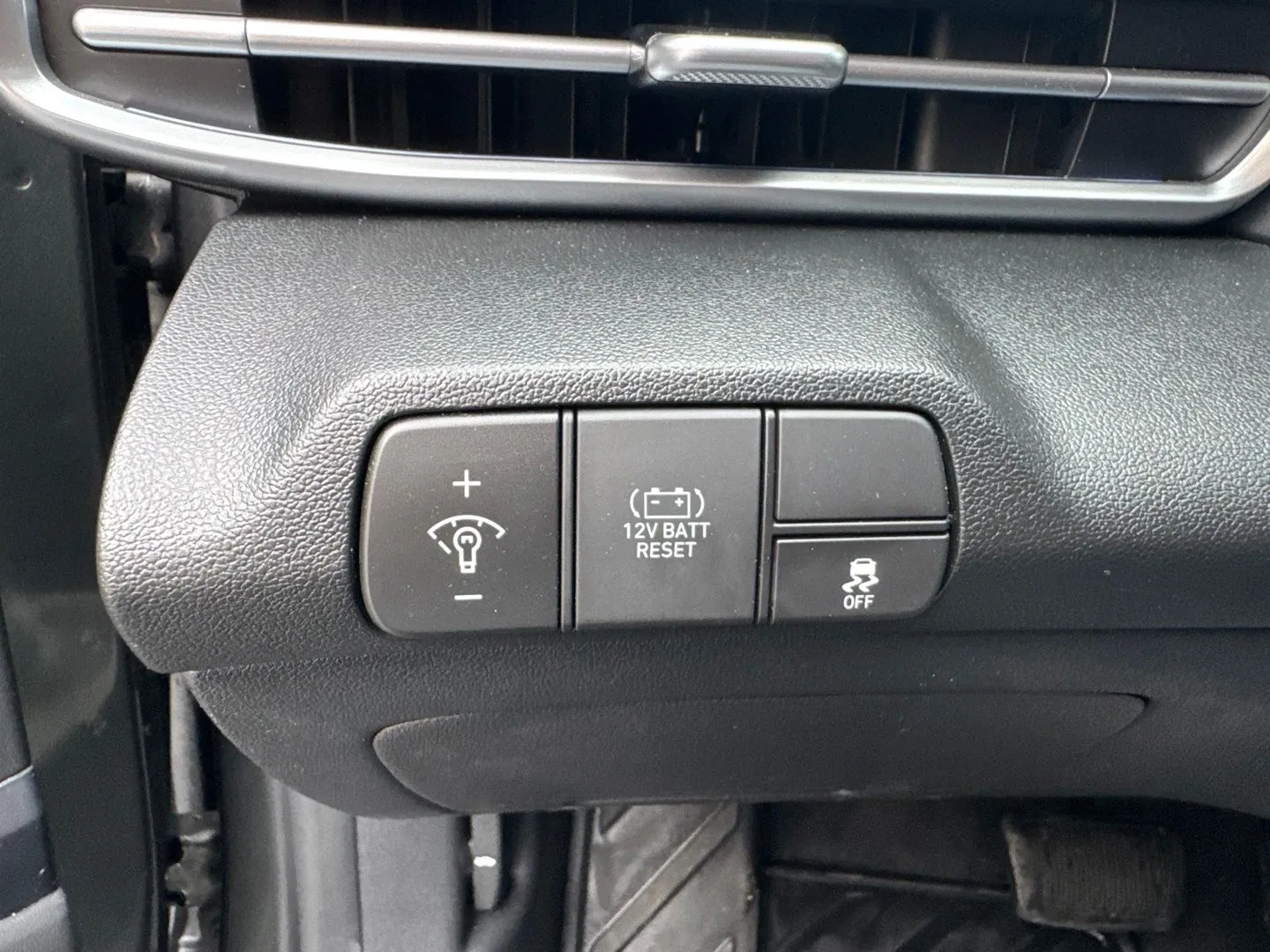 Hyundai Elantra photo 19