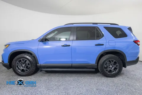 More photos of 2025 Honda Pilot TrailSport at NeXgen Motors, UT
