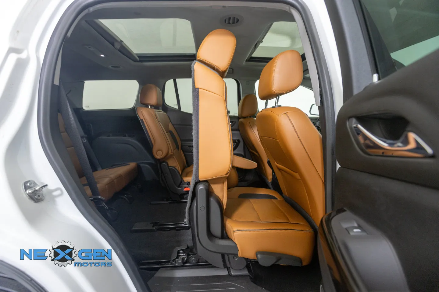 GMC Acadia photo 44