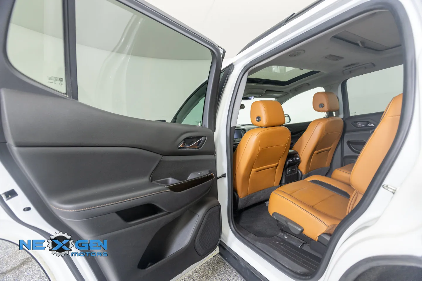 GMC Acadia photo 31