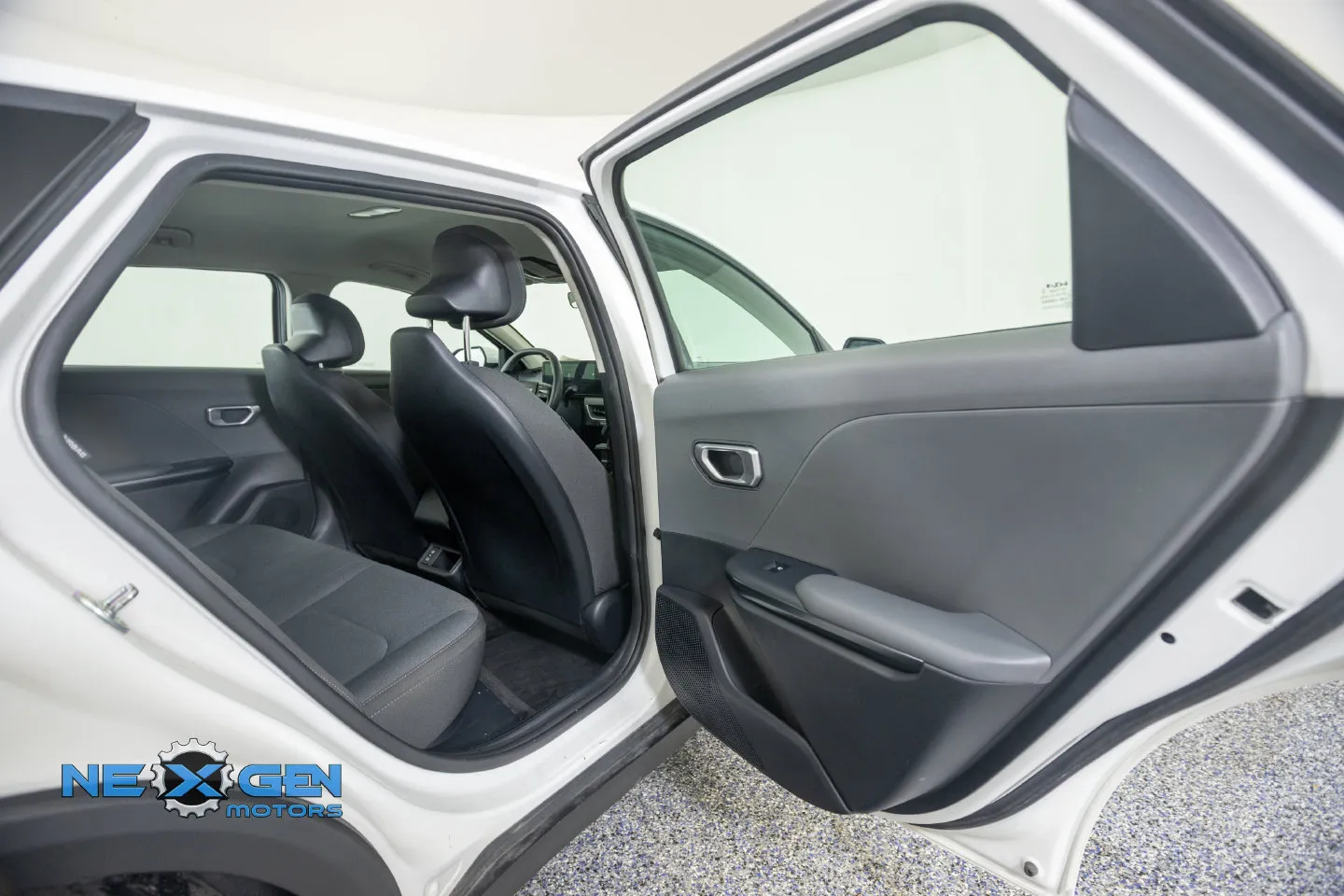 Kia K4 photo 34