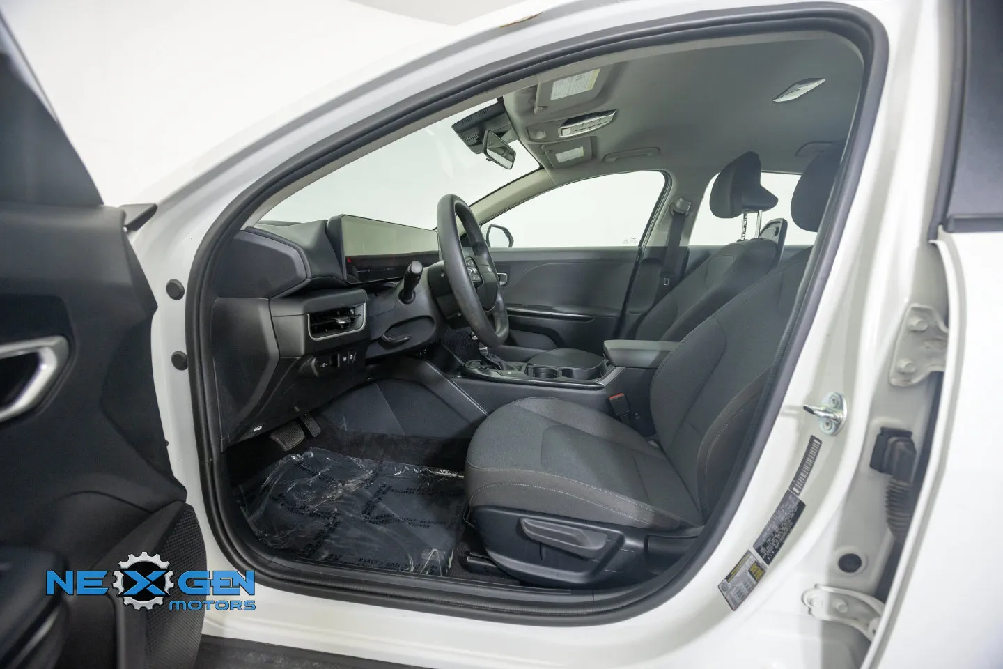 Kia K4 photo 14