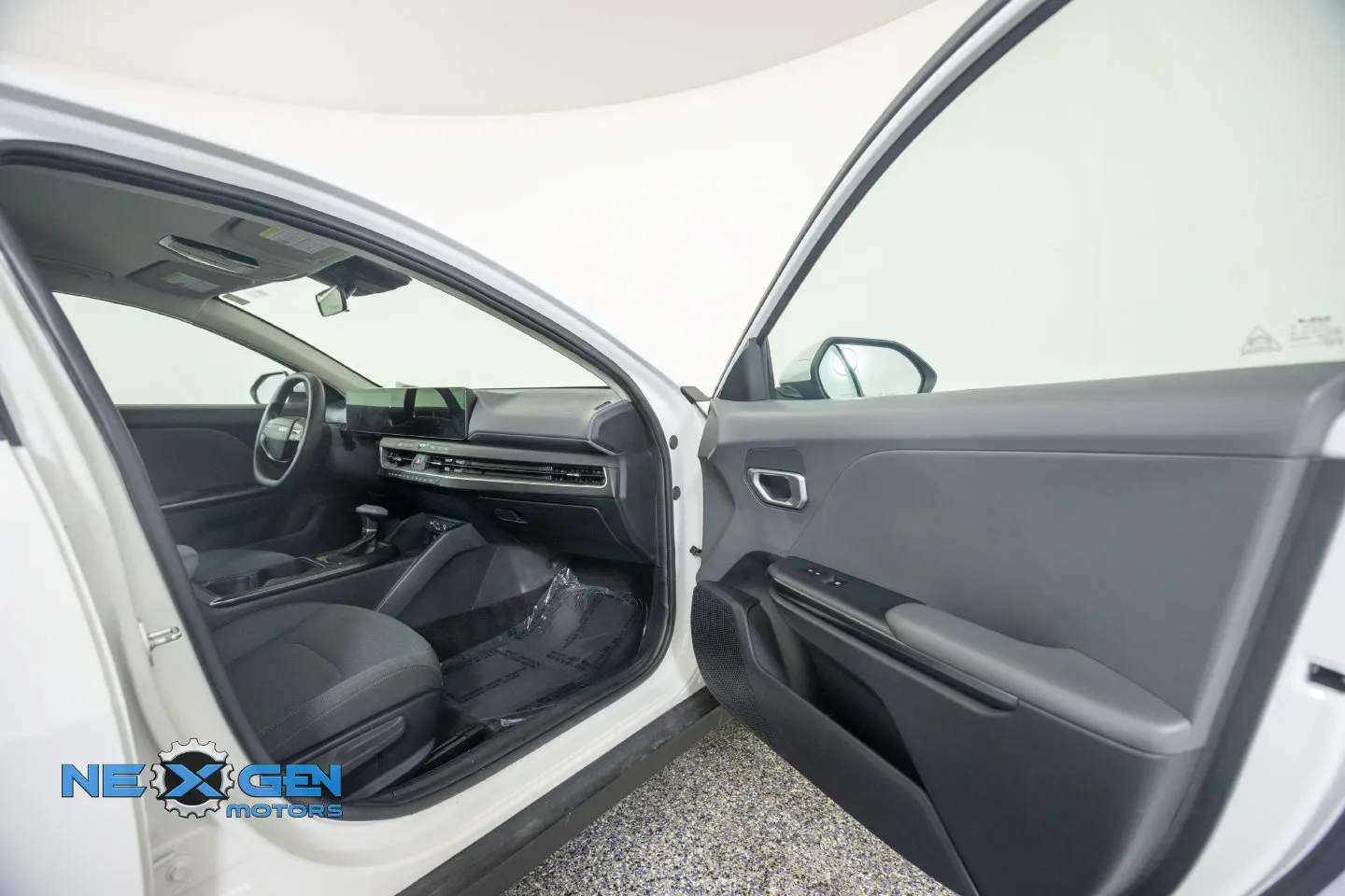 Kia K4 photo 6