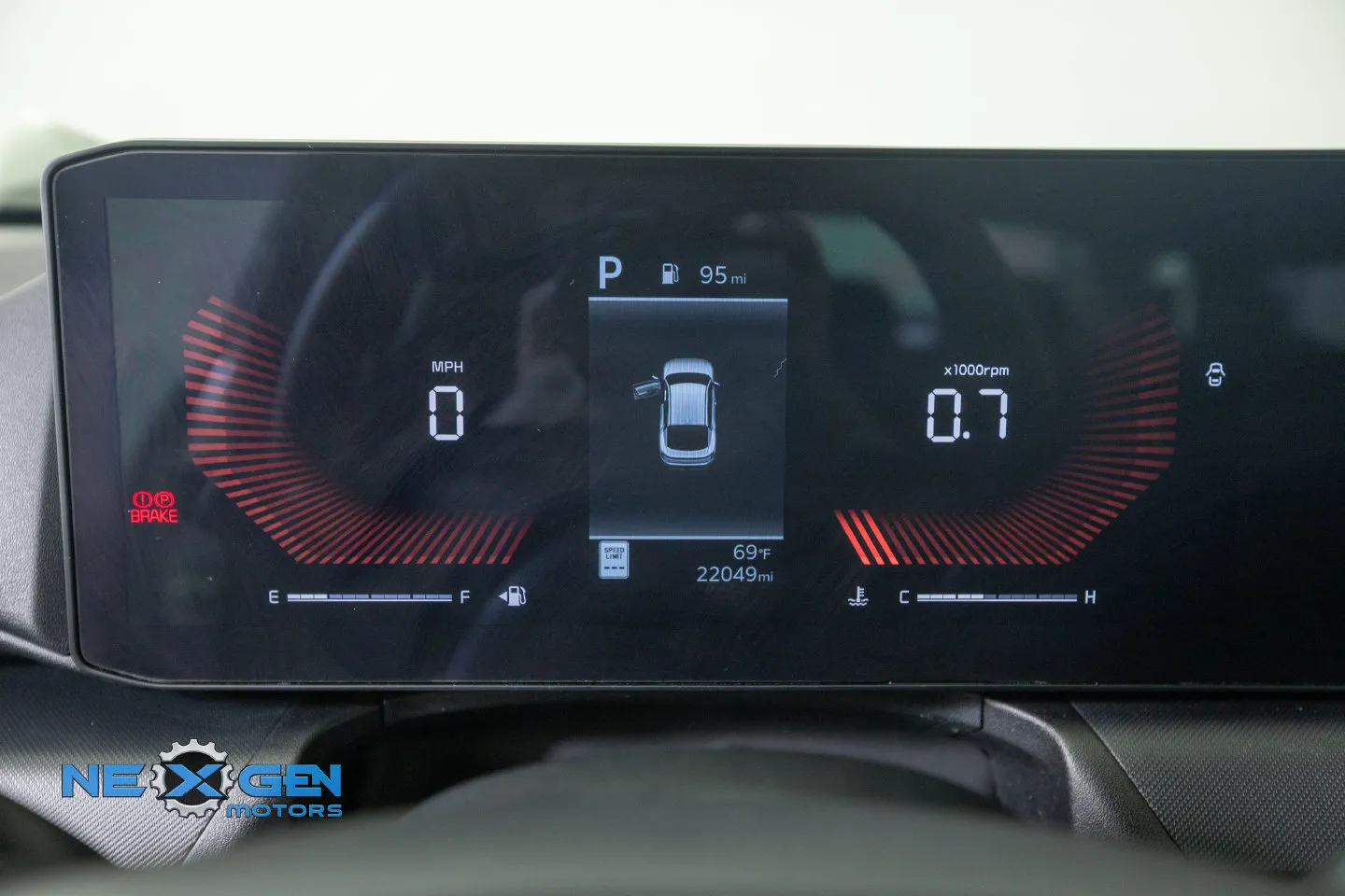 Kia K4 photo 3
