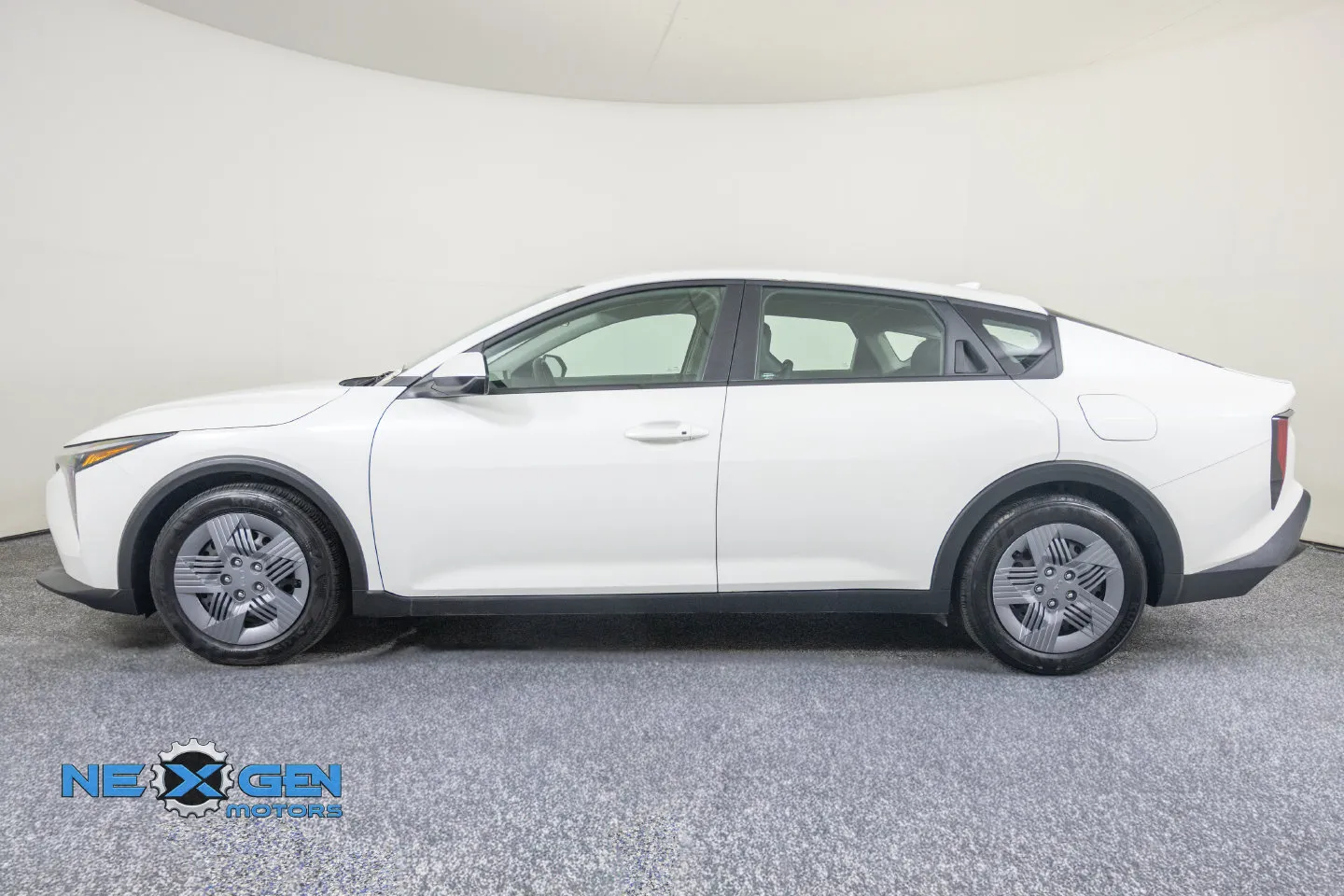 Kia K4 photo 24