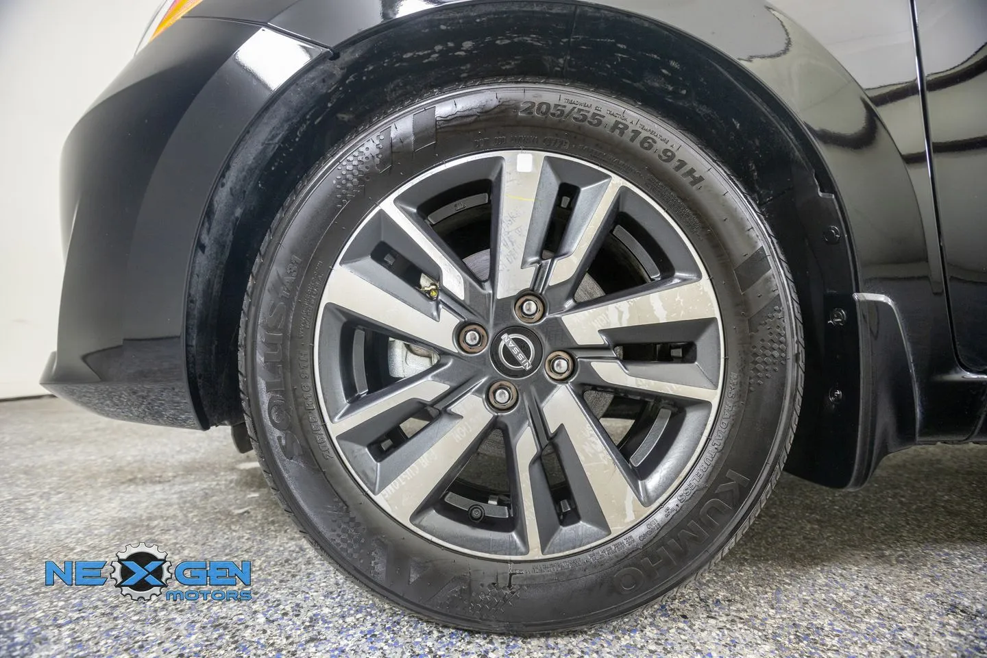 Nissan Versa photo 44