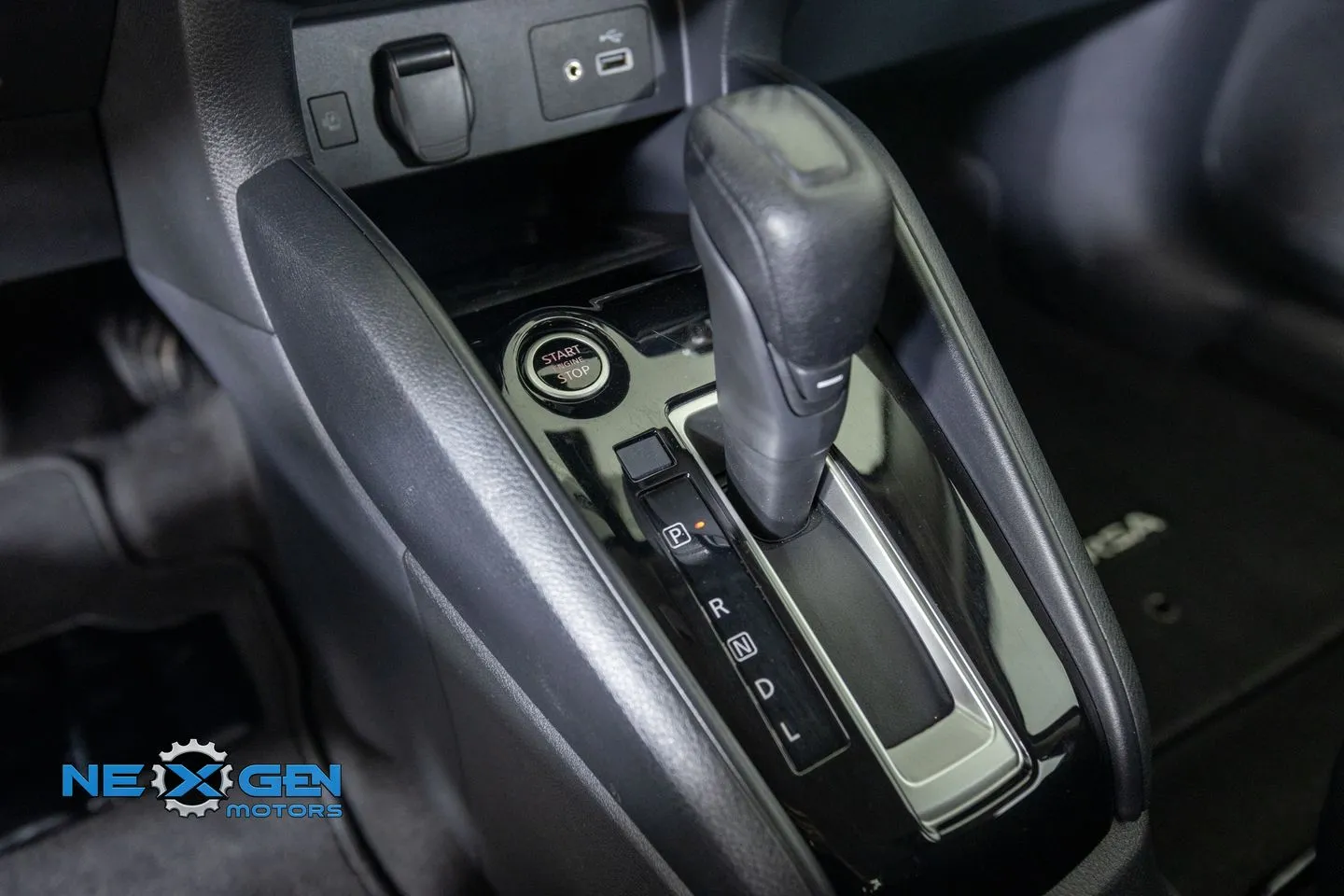 Nissan Versa photo 23