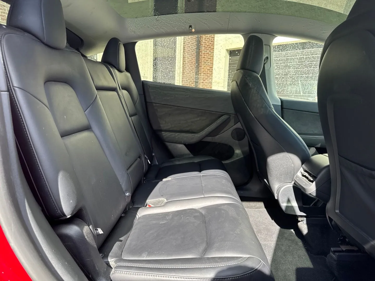 Tesla Model Y photo 12