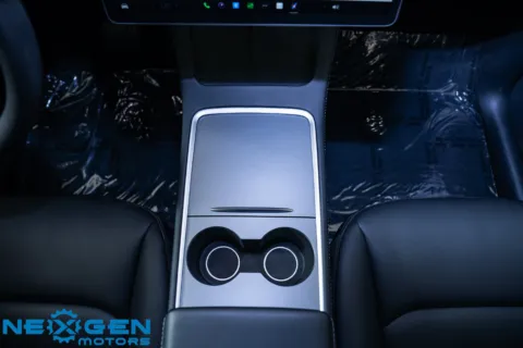 More photos of 2025 Tesla Model Y Long Range at NeXgen Motors, UT