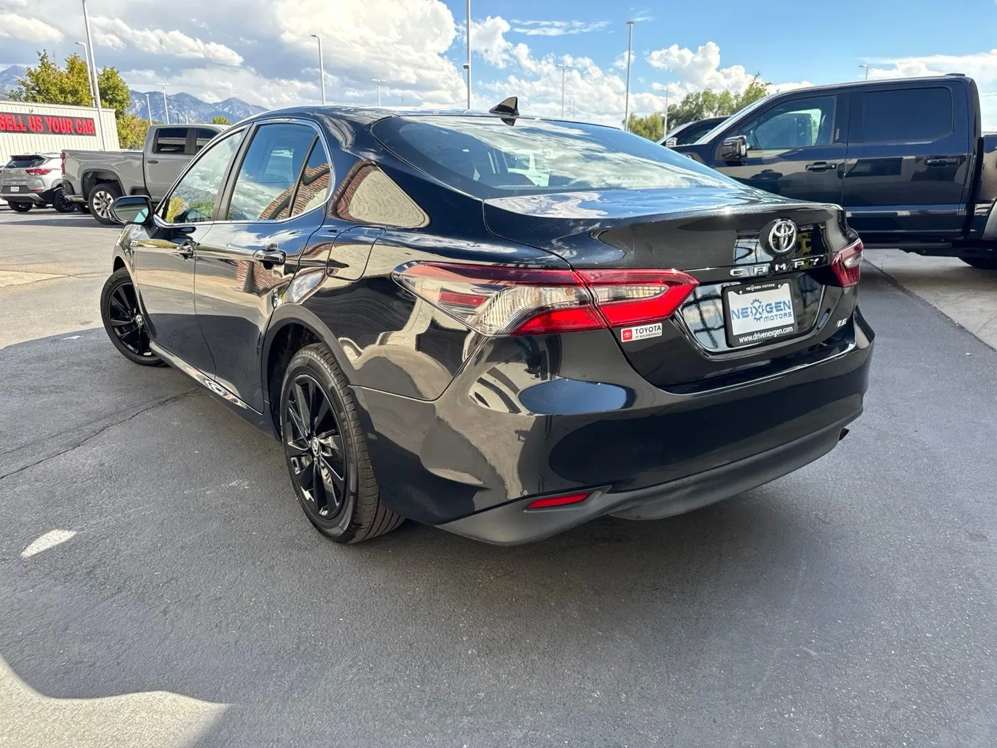 Toyota Camry photo 7
