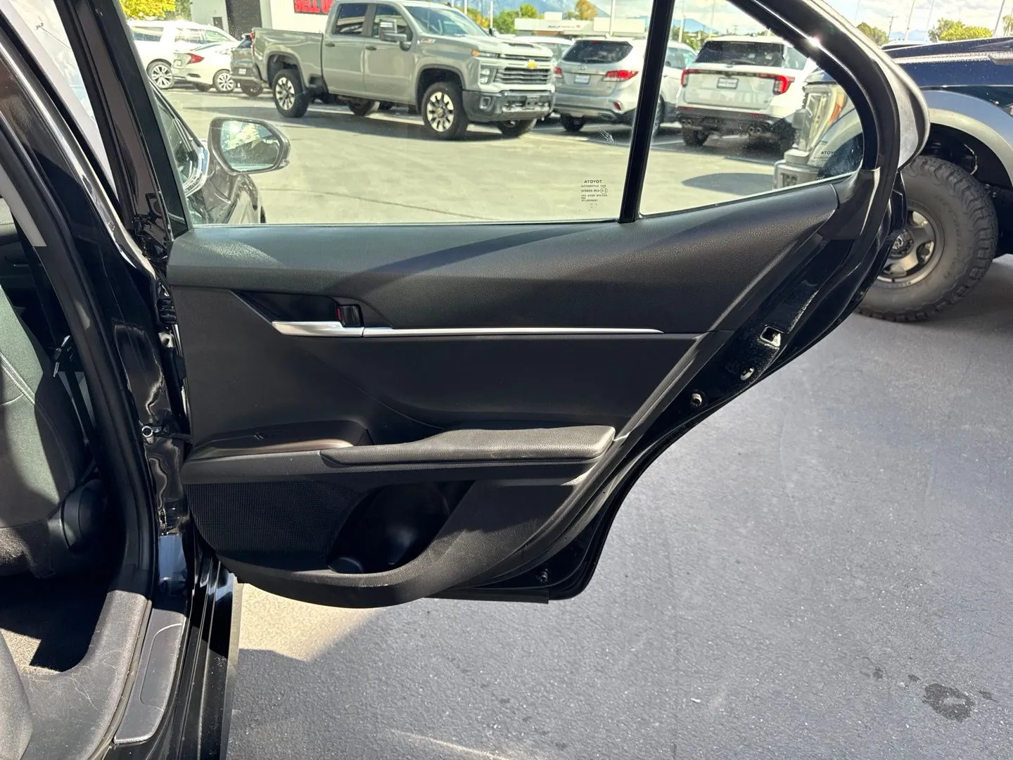 Toyota Camry photo 14