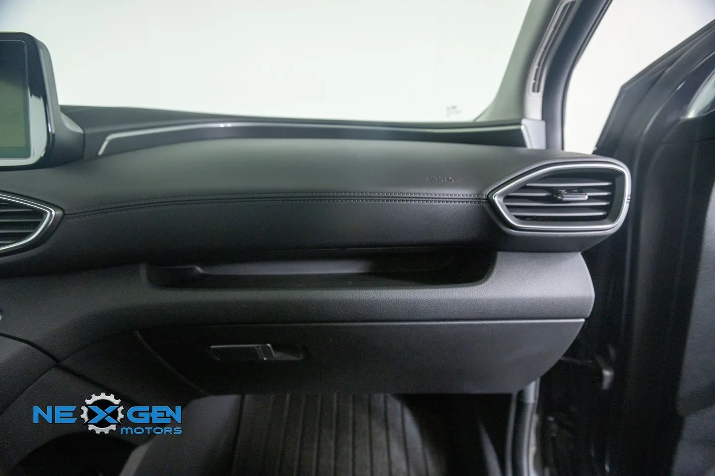 Hyundai Santa Fe photo 9