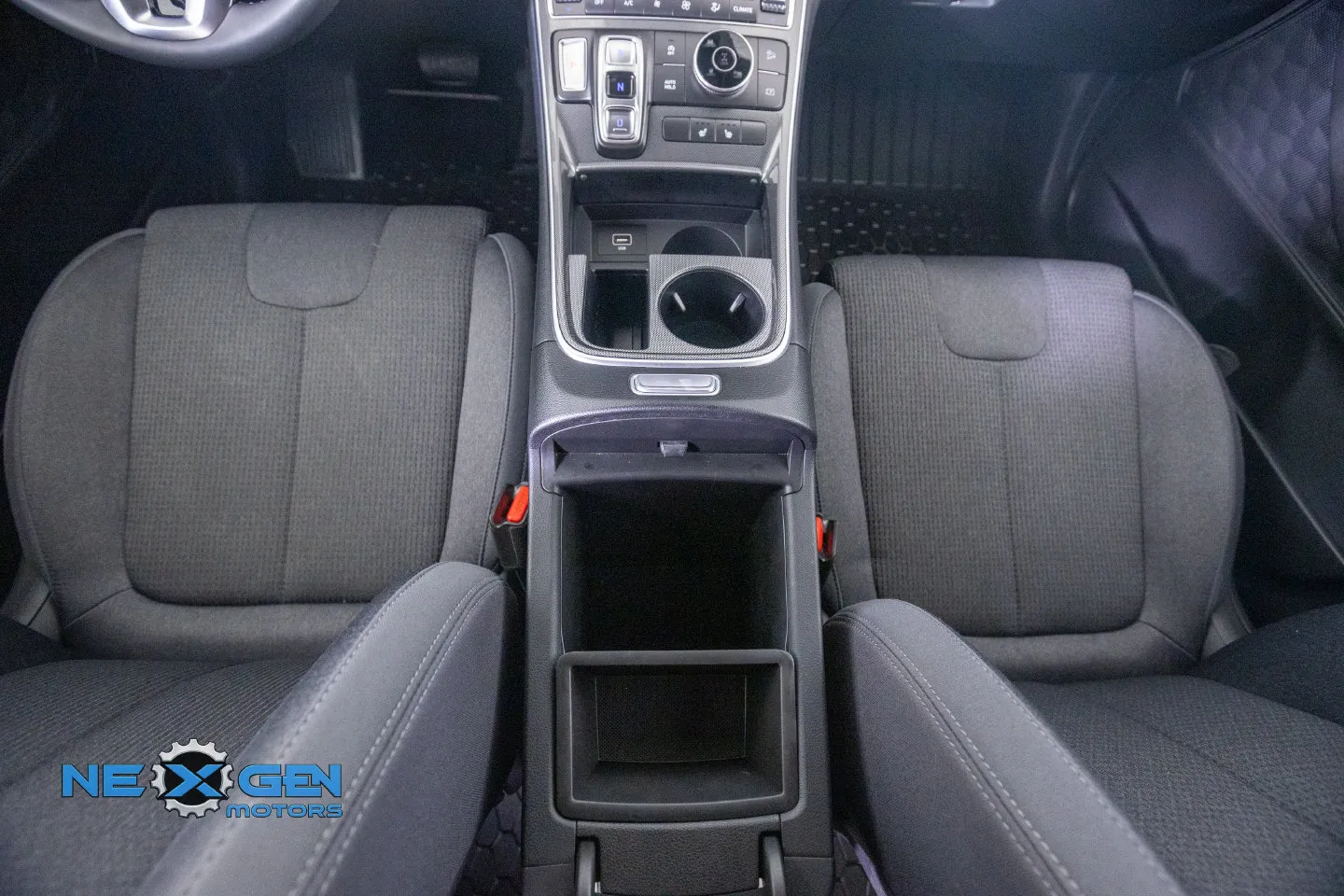 Hyundai Santa Fe photo 5