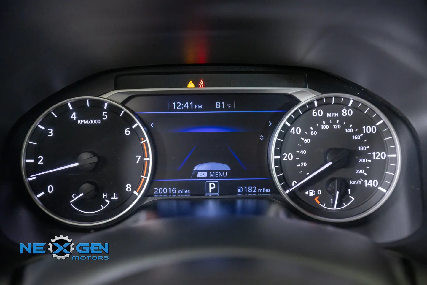 Nissan Altima photo 3