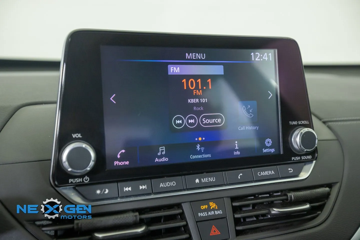 Nissan Altima photo 20