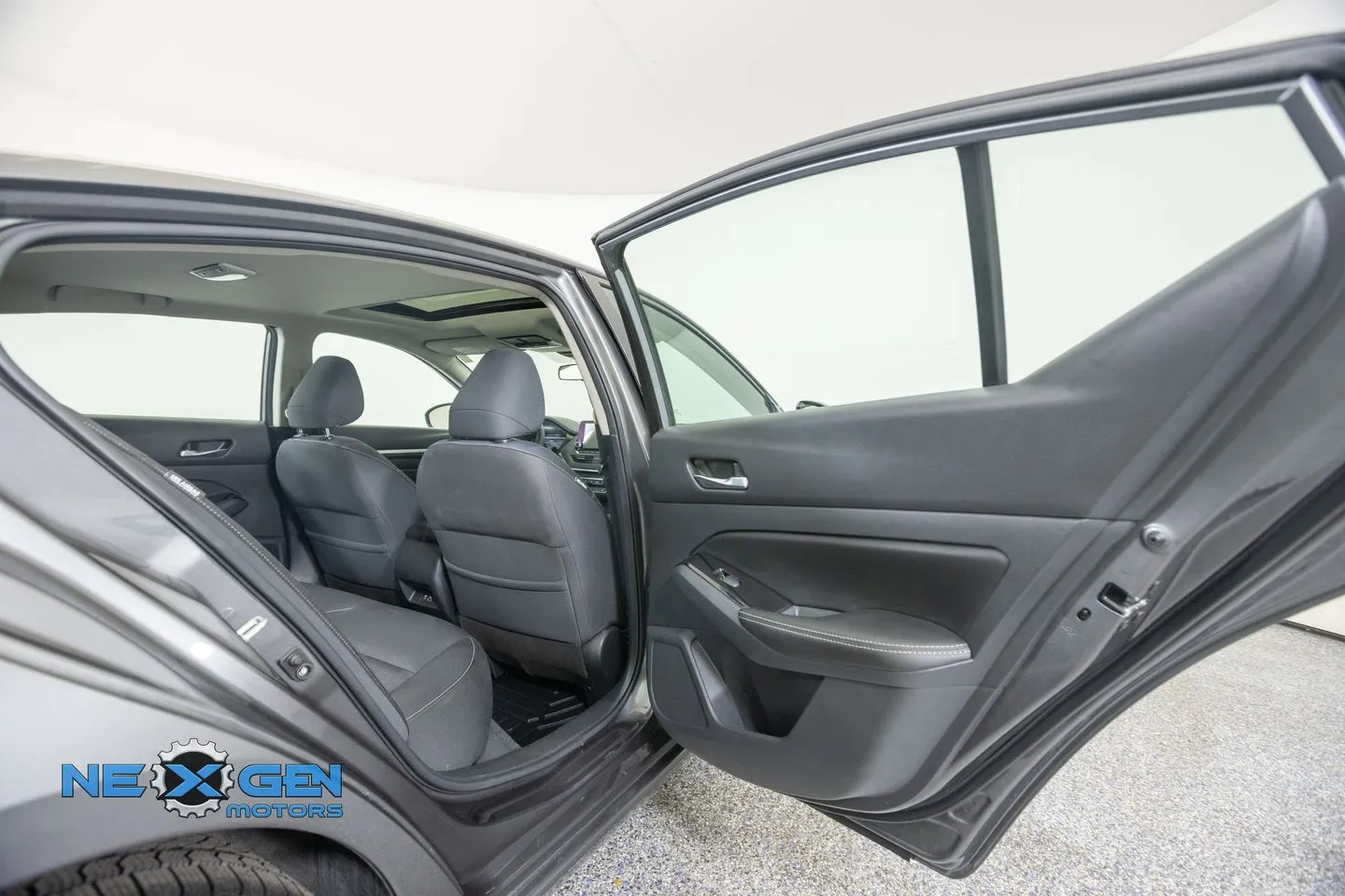 Nissan Altima photo 39