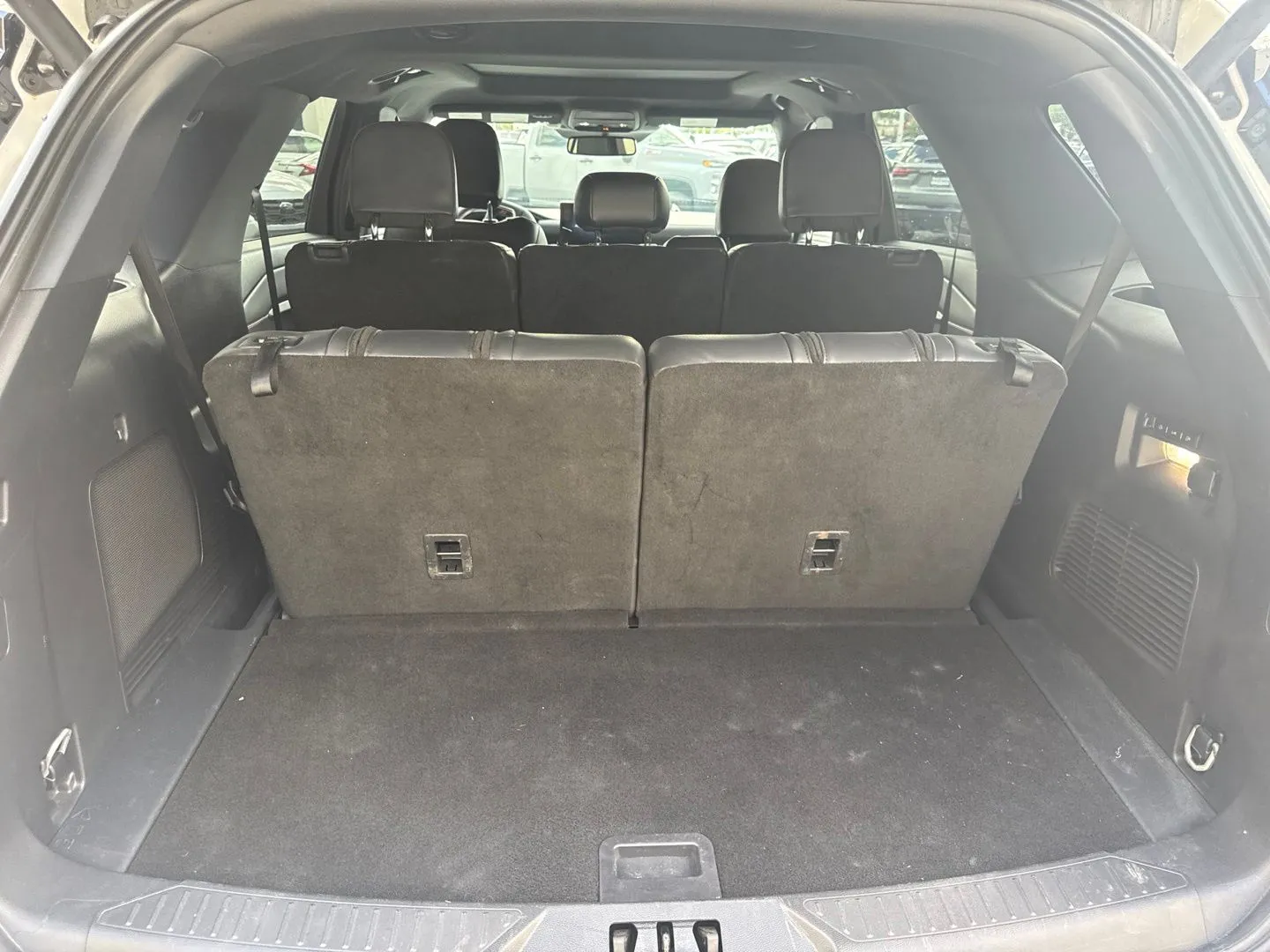 Ford Explorer photo 15