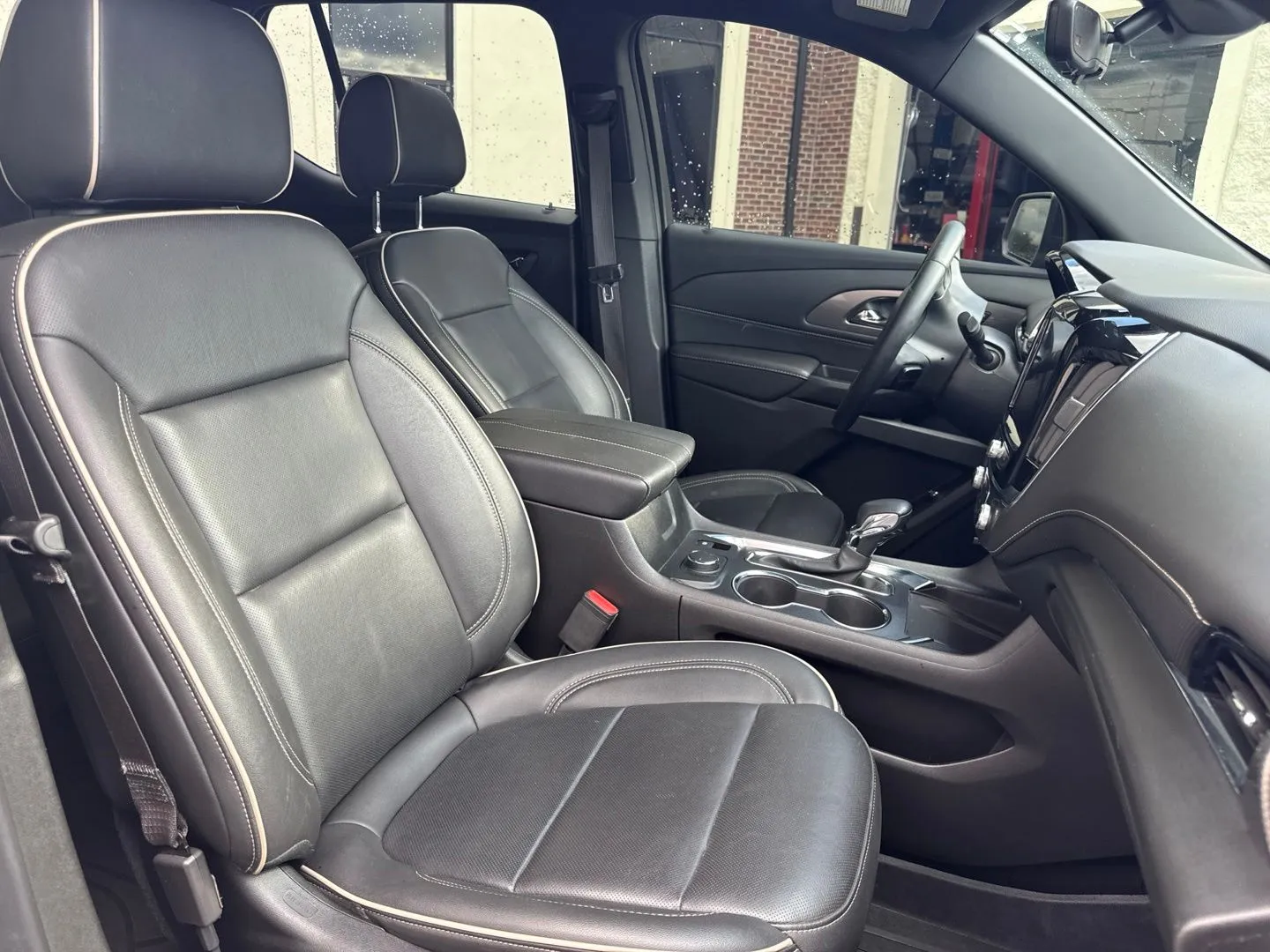 Chevrolet Traverse photo 10