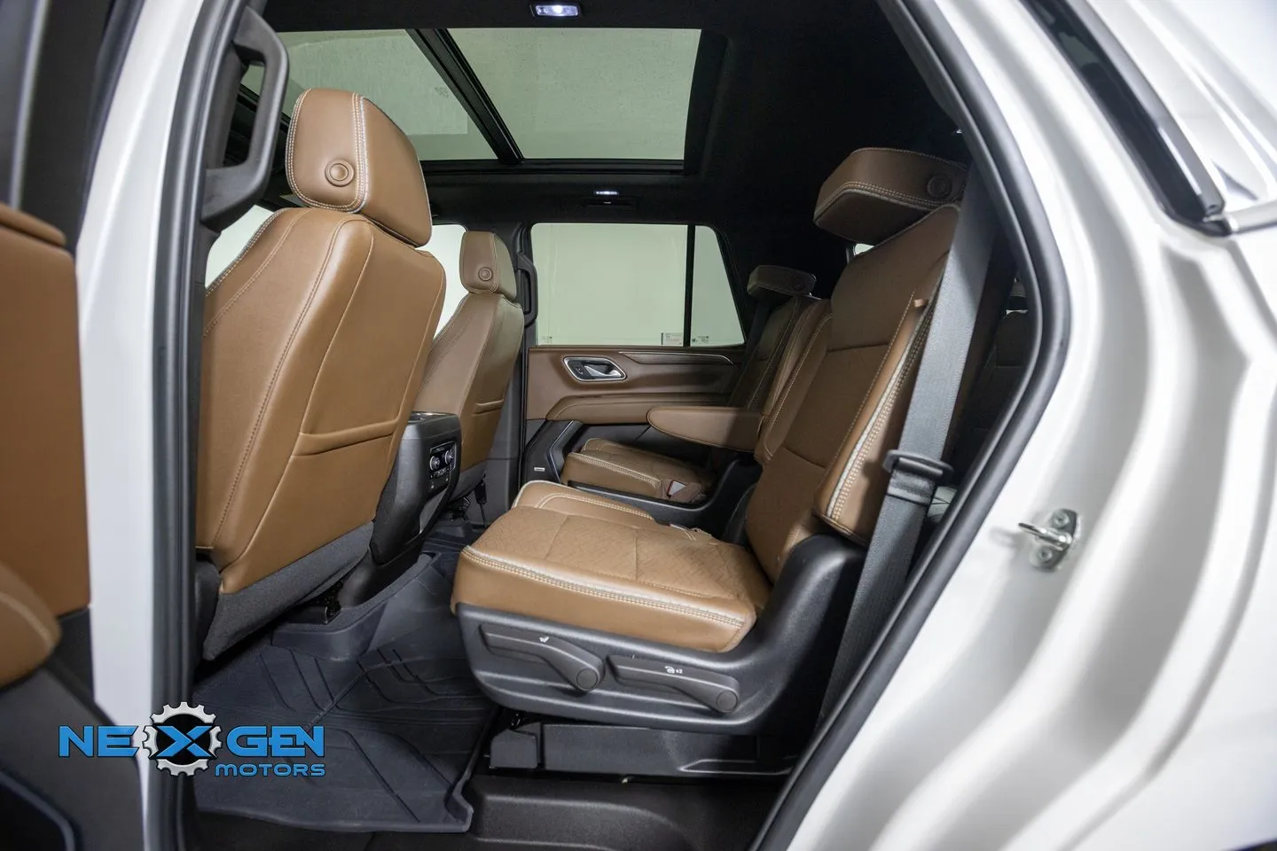 Chevrolet Tahoe photo 29