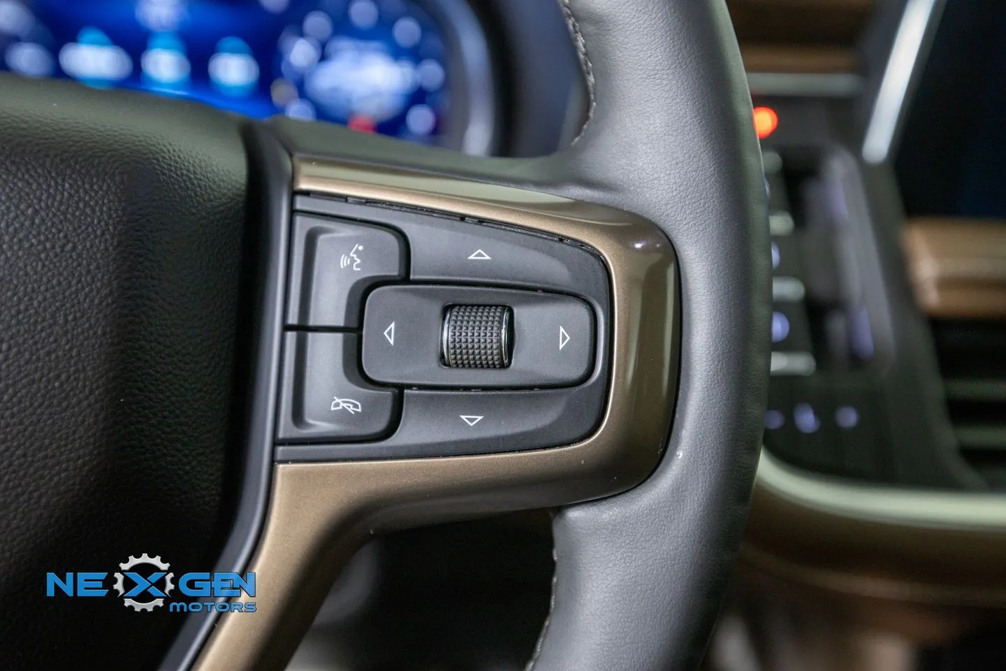 Chevrolet Tahoe photo 16