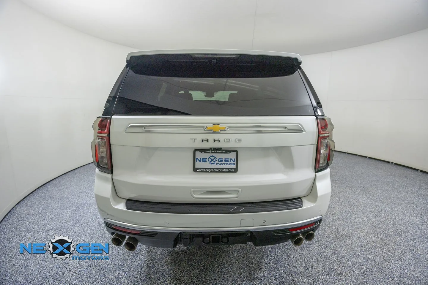 Chevrolet Tahoe photo 7