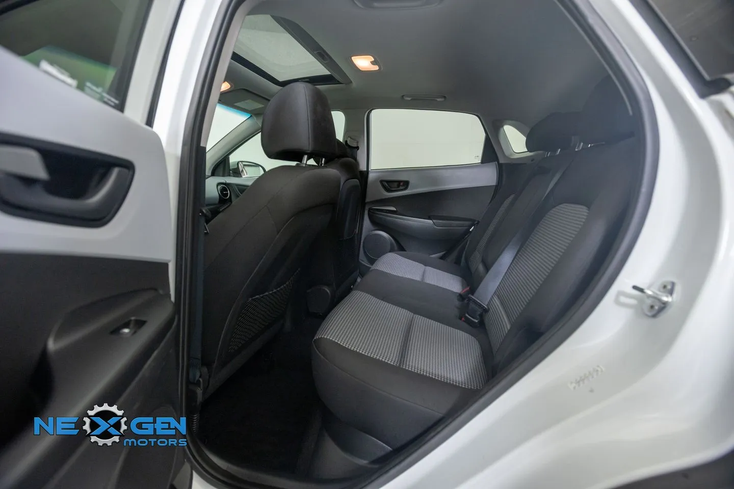 Hyundai Kona photo 30