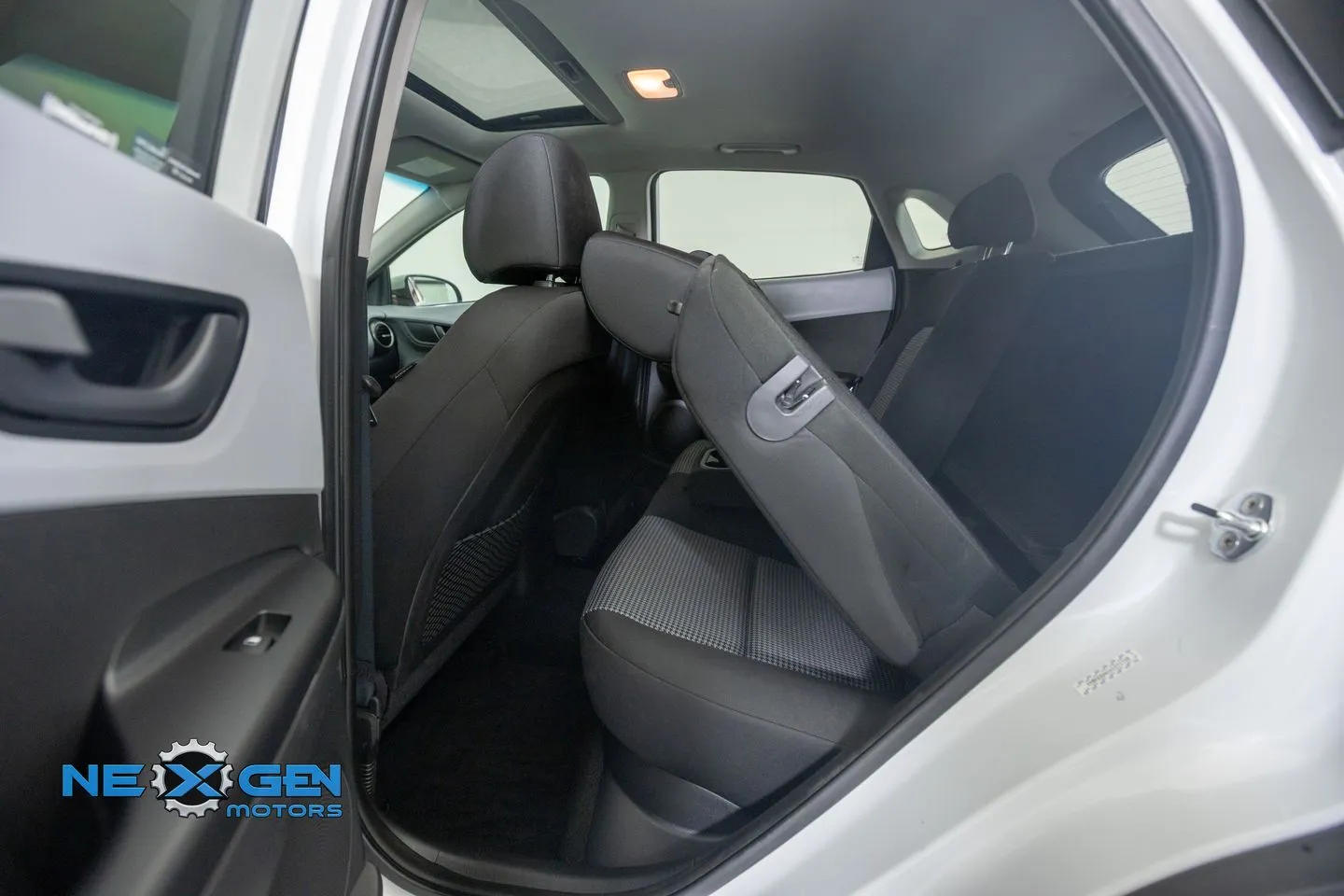 Hyundai Kona photo 31