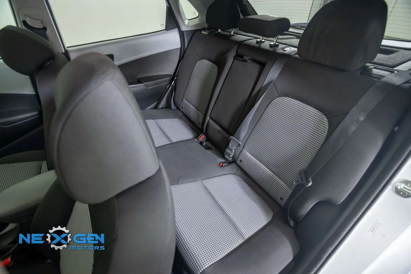 Hyundai Kona photo 32