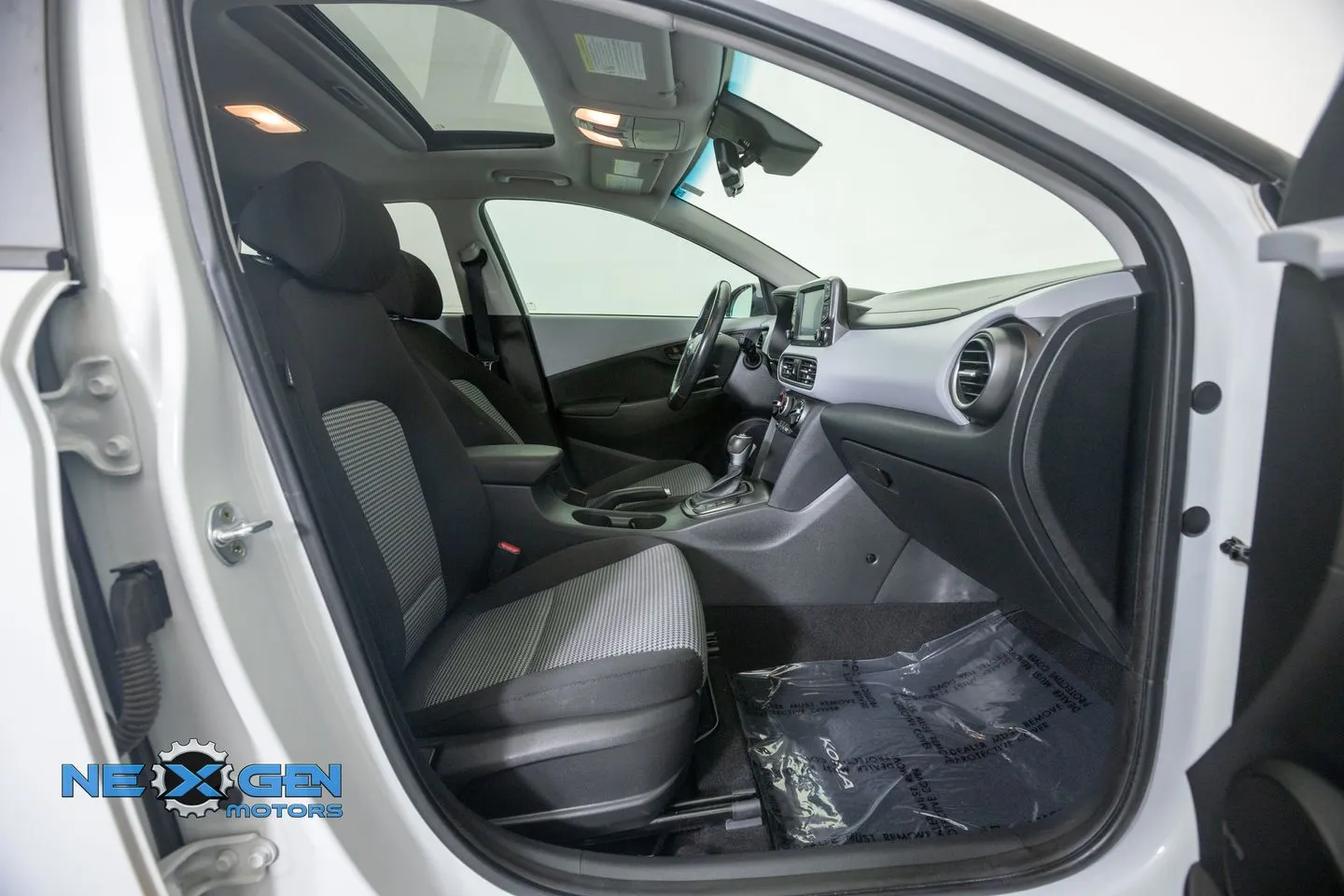 Hyundai Kona photo 7