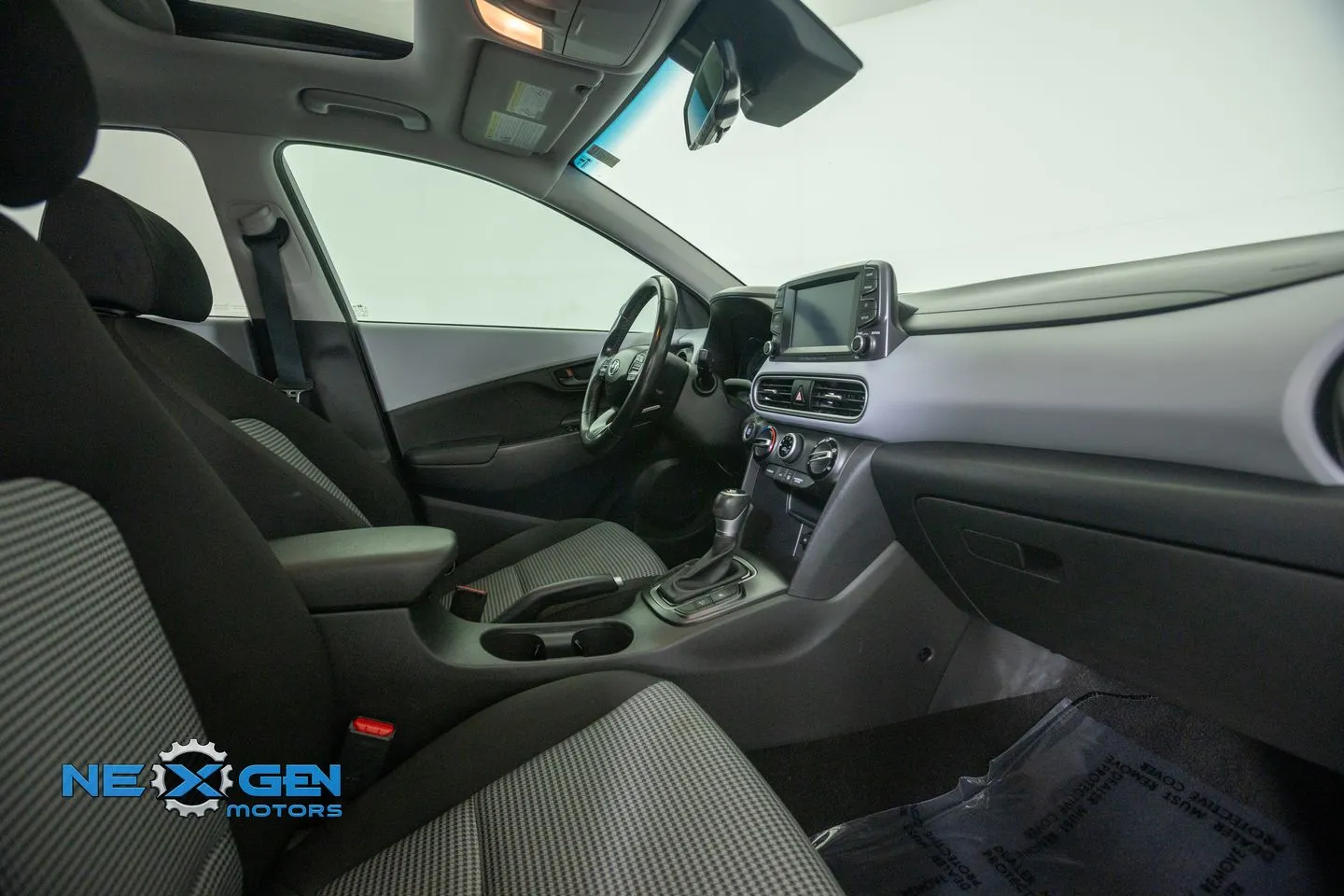 Hyundai Kona photo 6