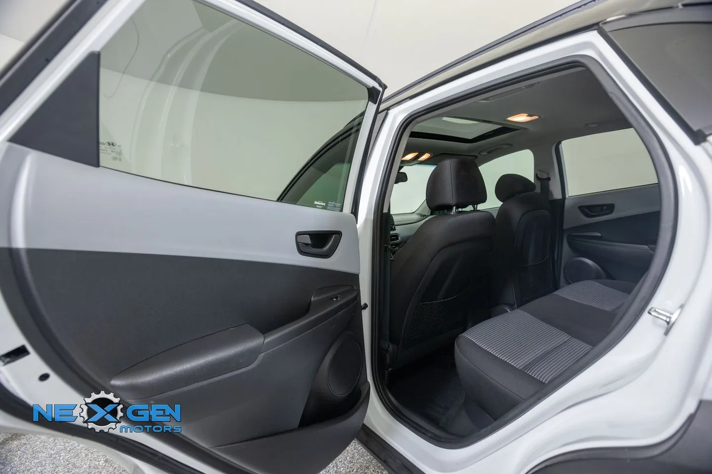 Hyundai Kona photo 28