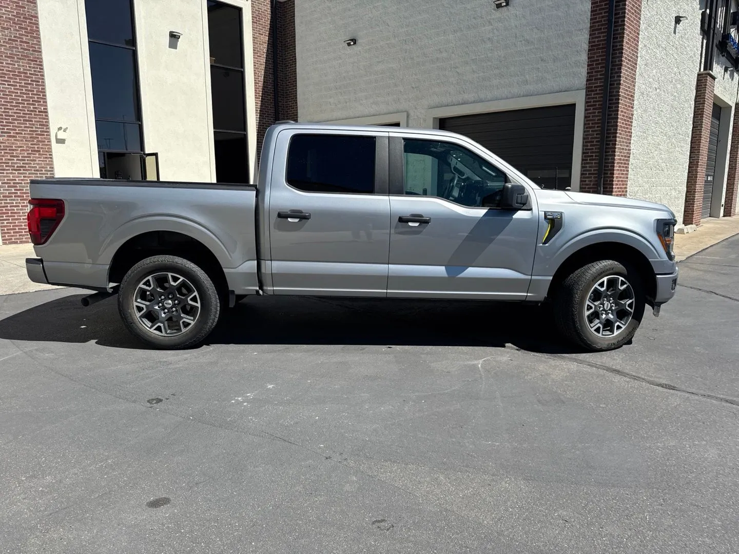 Ford F-150 photo 9